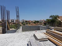Q Residence